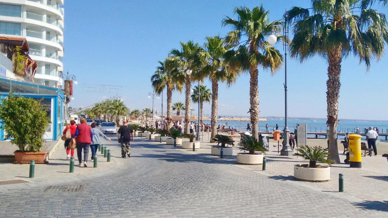 Kave Blue Mackenzie 1 Bdr Flat With Pool Apartment Larnaca Exterior foto